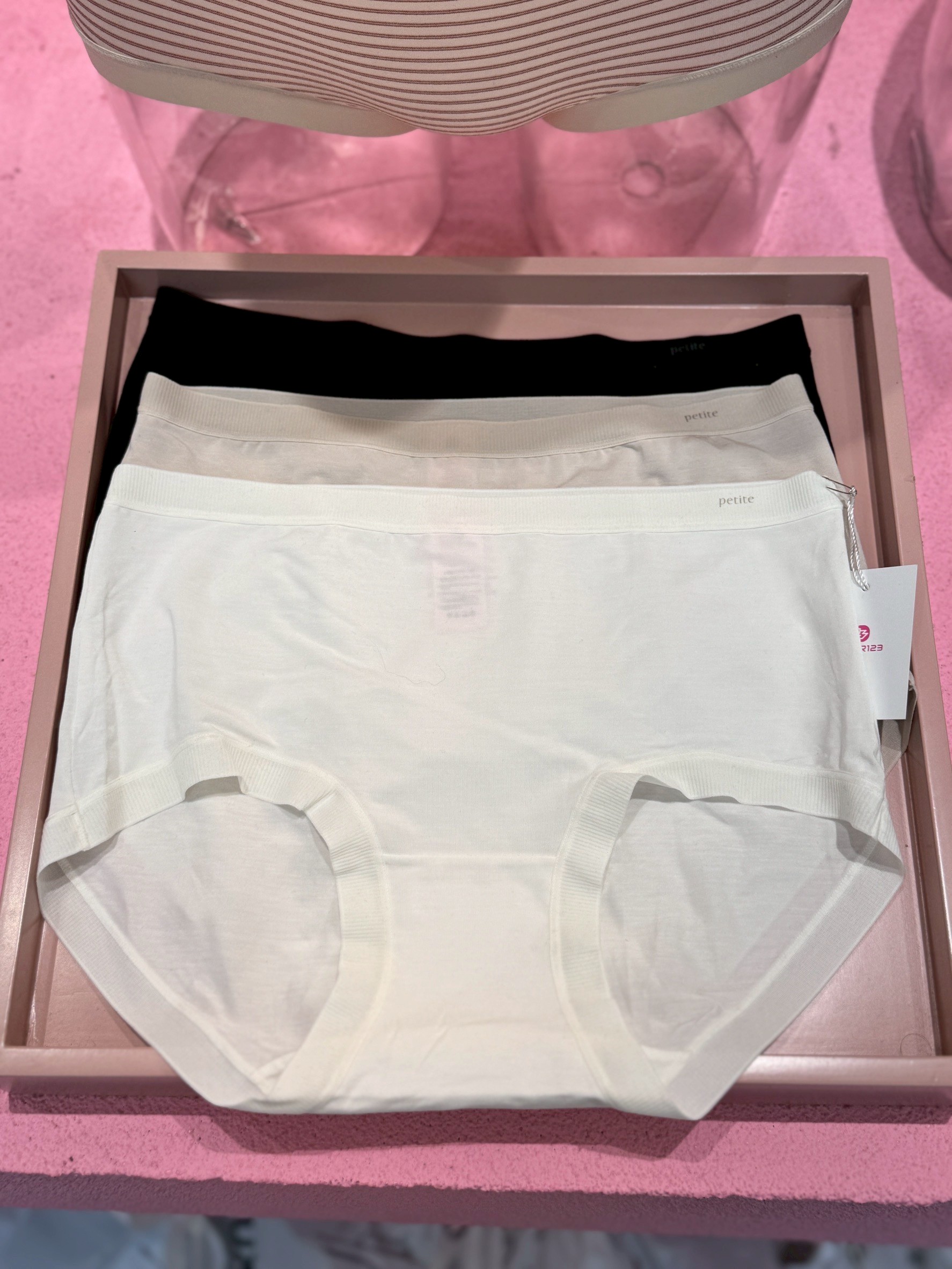 小印字舒適素肌裸感內褲