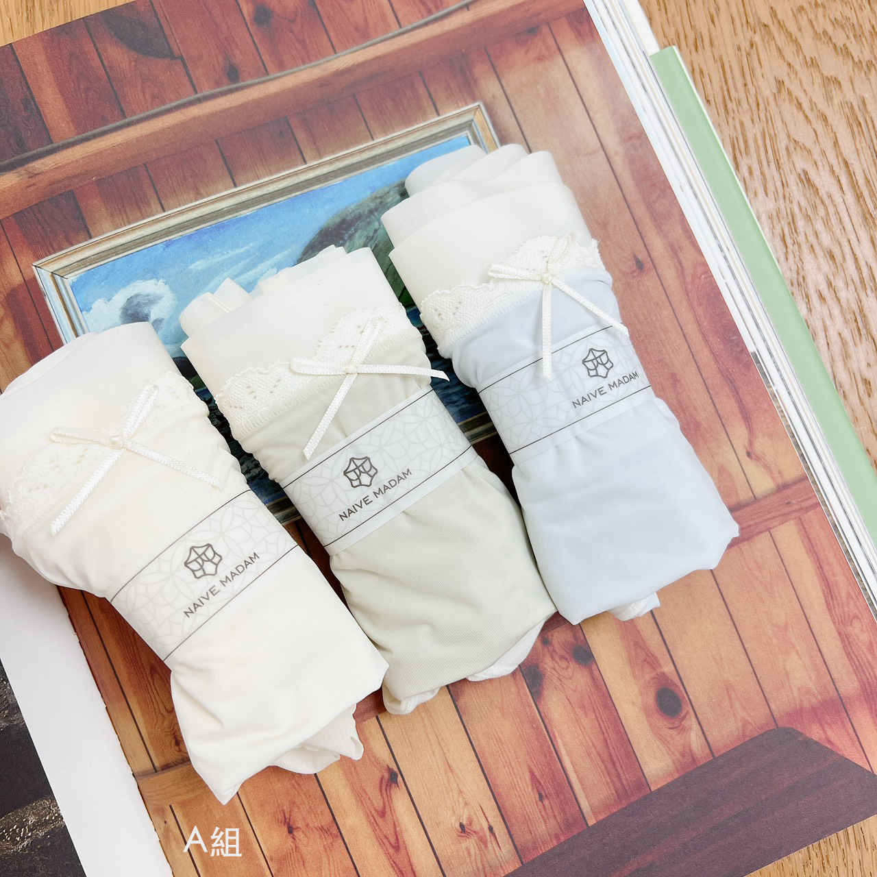 A09.花瓣甜美冰絲內褲3入