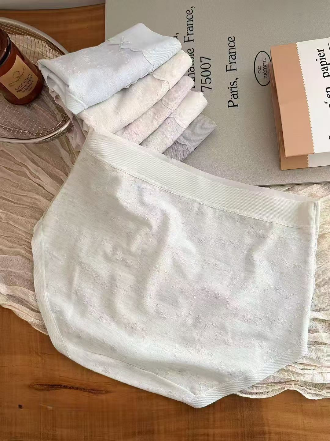 A03.甜美淡彩內褲3入不挑色