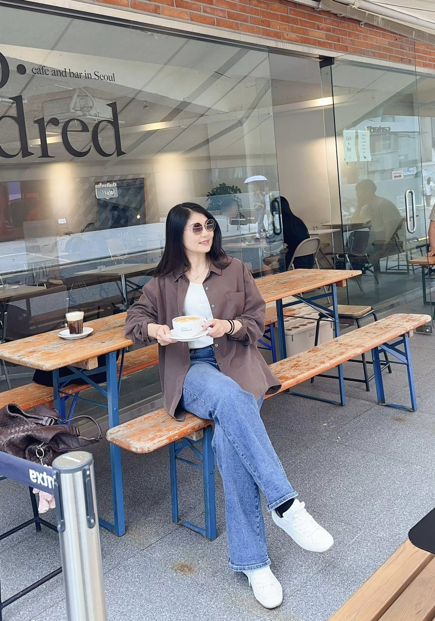 綠繡線內鬆緊腰曲線靴型牛仔褲