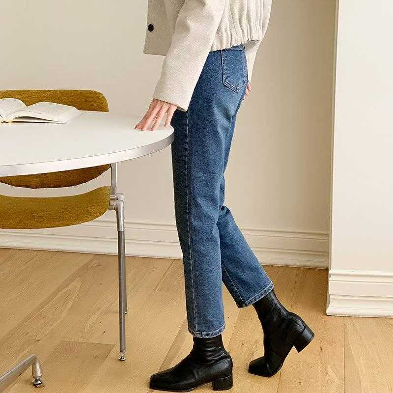 B21.顯瘦保暖內磨毛錐型牛仔褲