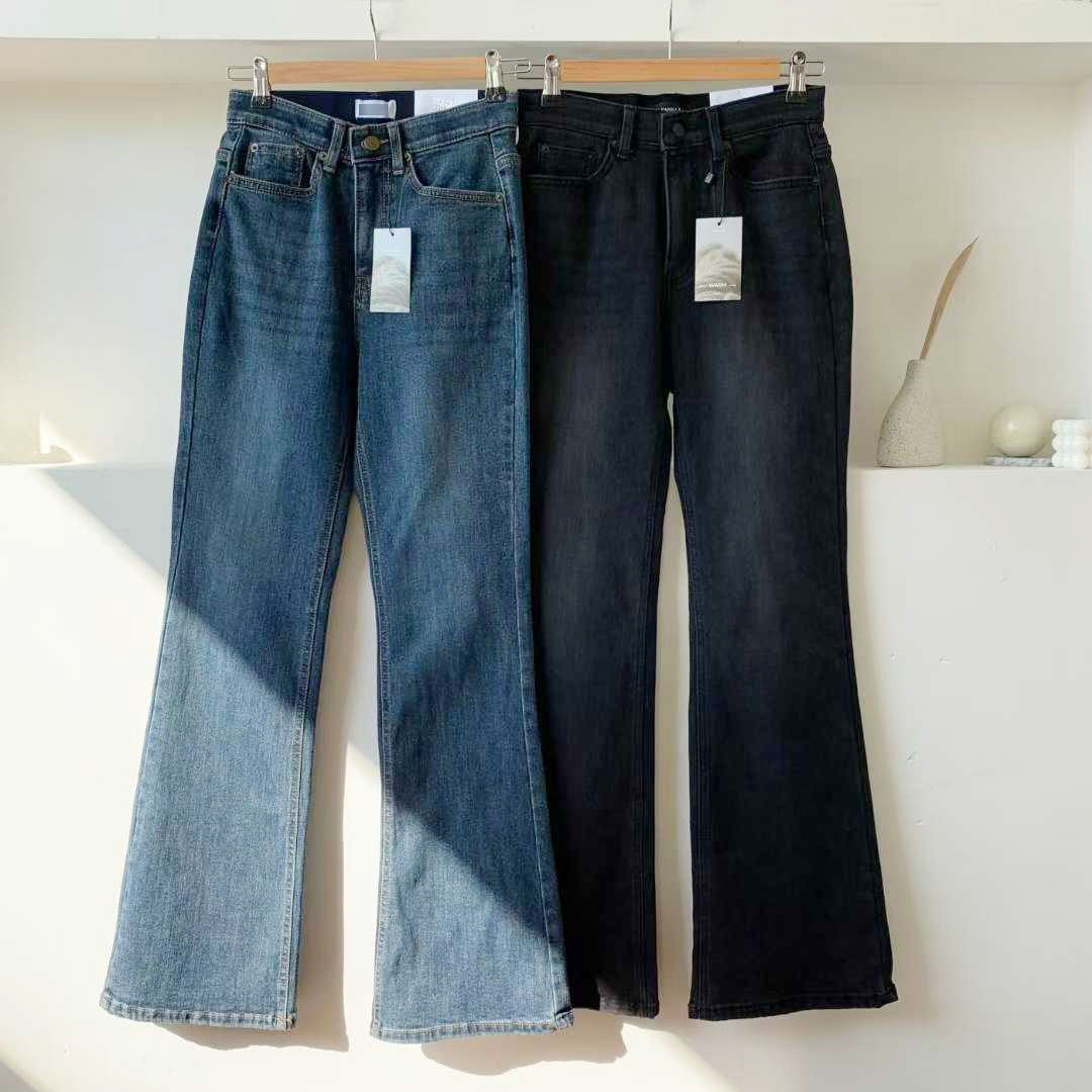 B20.修身完美比例喇叭牛仔褲