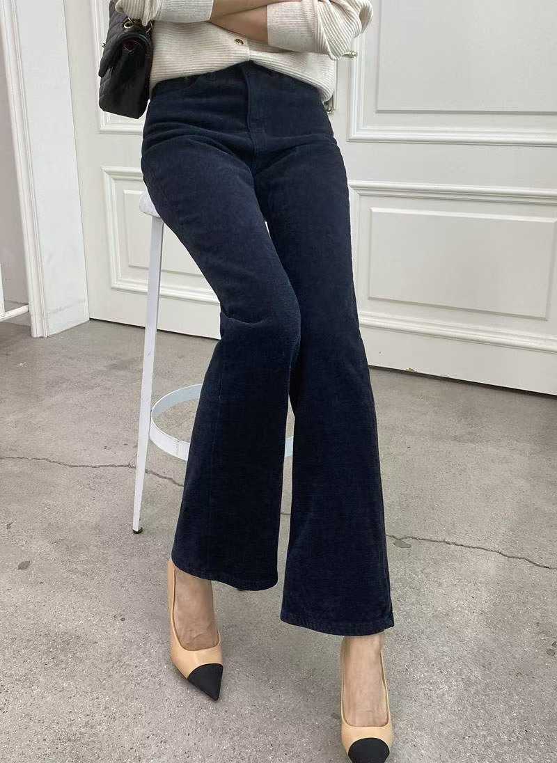 B65.極致纖瘦溫暖絨面牛仔褲