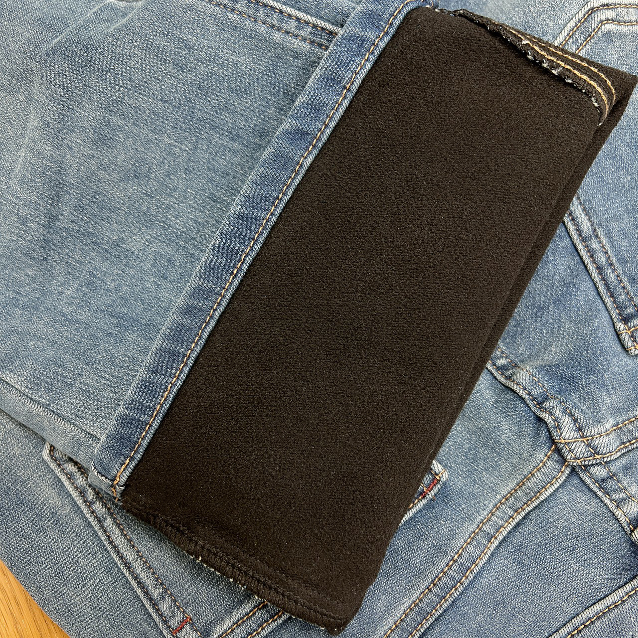 C02.迷人曲線小喇叭內磨毛牛仔長褲