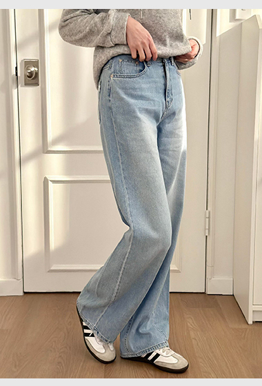 A01.日常修身率性牛仔寬褲