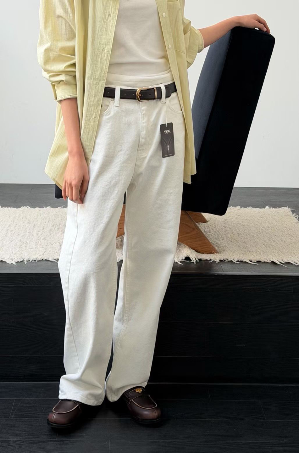 A63.瘦瘦歐膩溫柔簡約白褲