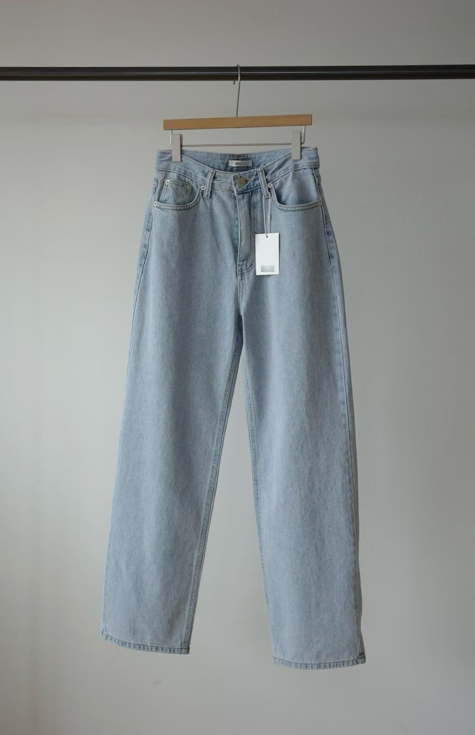 A58.瘦瘦歐膩清爽淺色牛仔褲