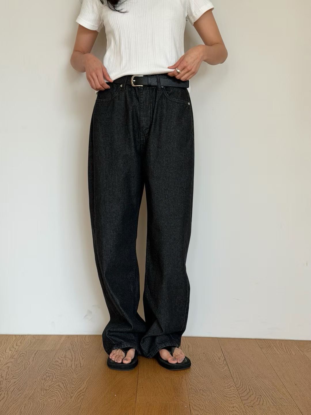 A31.瘦瘦歐膩修飾牛仔寬褲