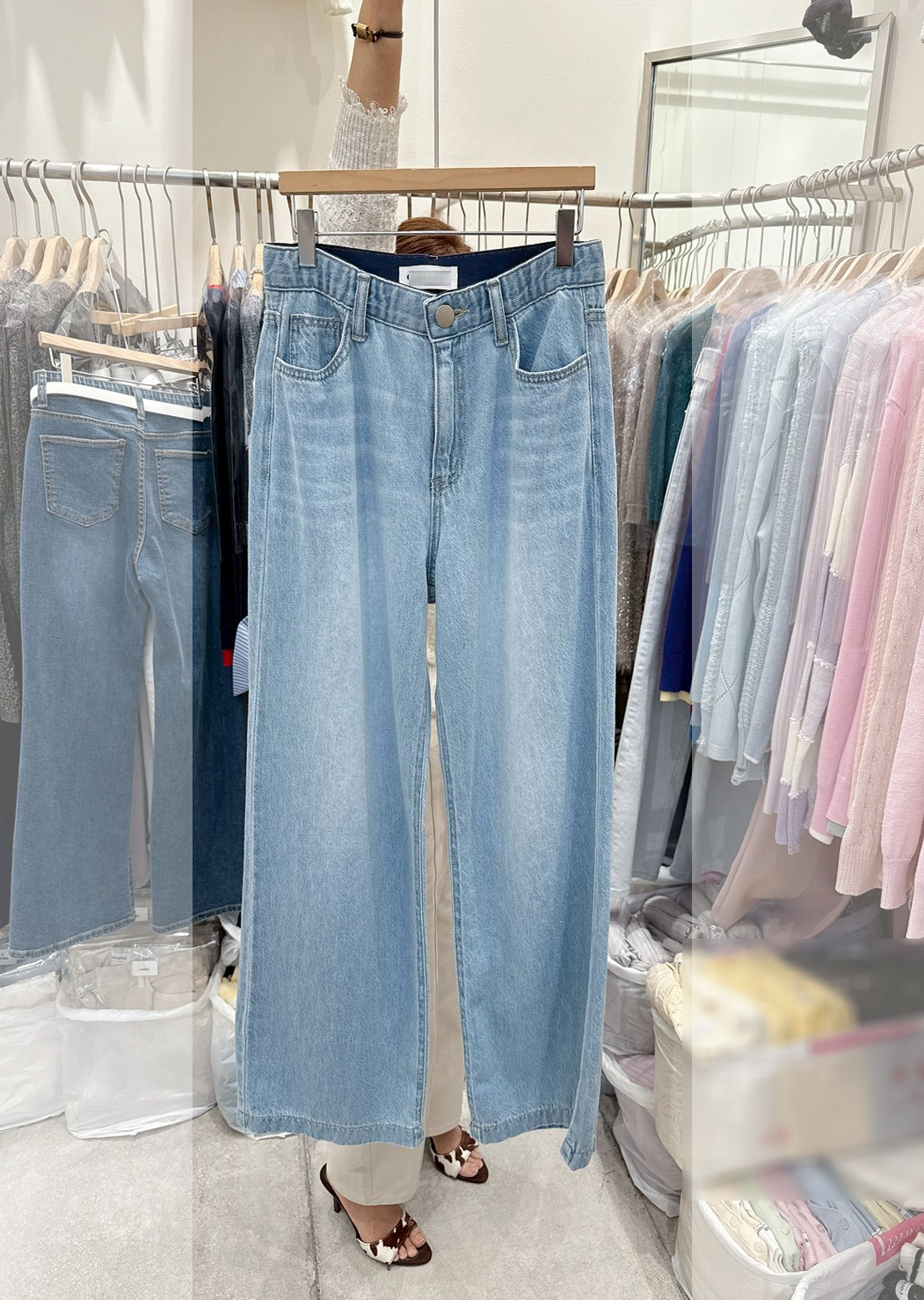 A04.可可家乾淨淺色牛仔褲