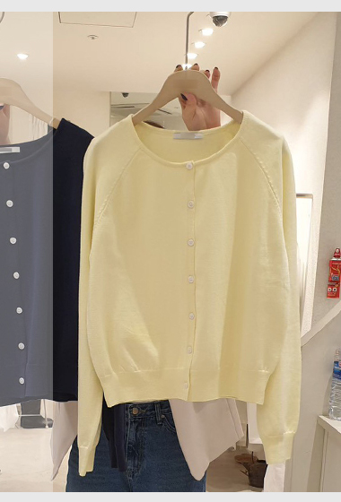 B67.小臉歐膩亮彩針織小外套