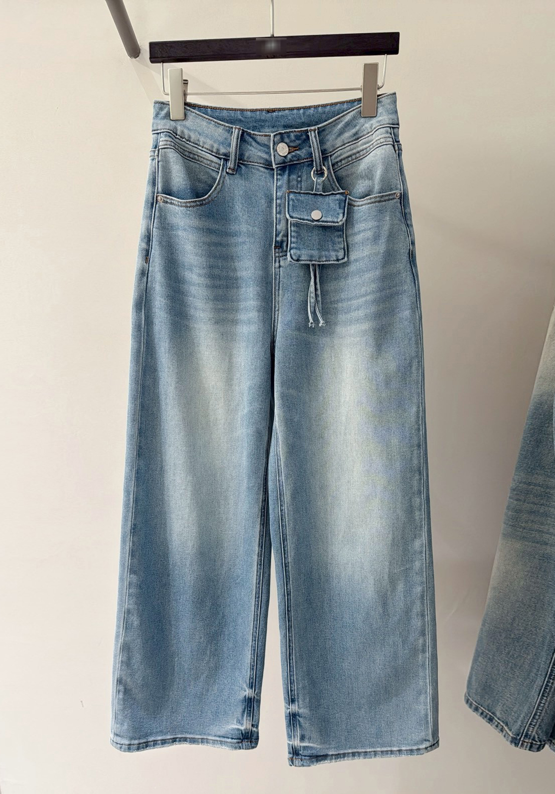 A17.小腰包設計水洗牛仔褲