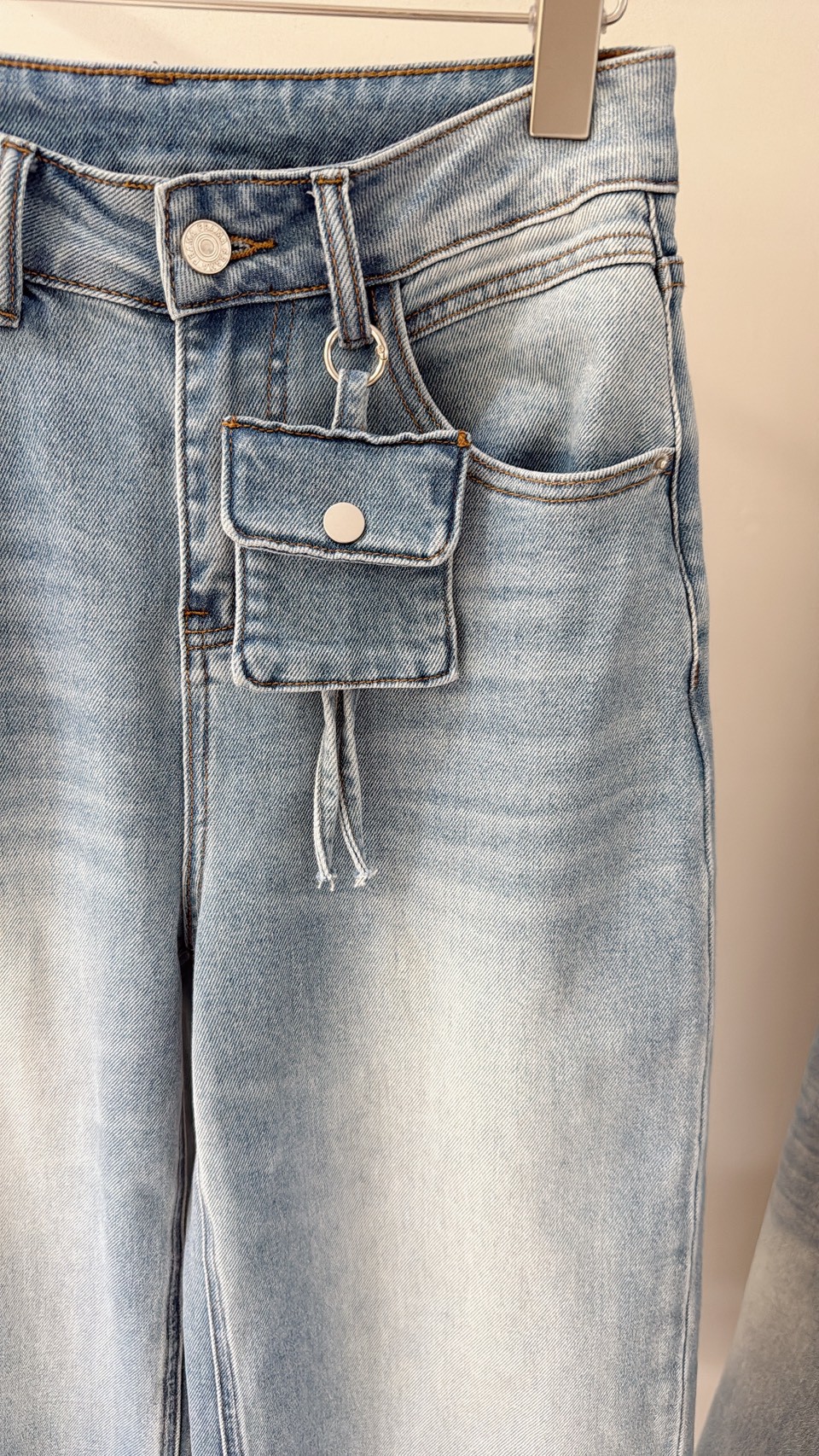 A17.小腰包設計水洗牛仔褲