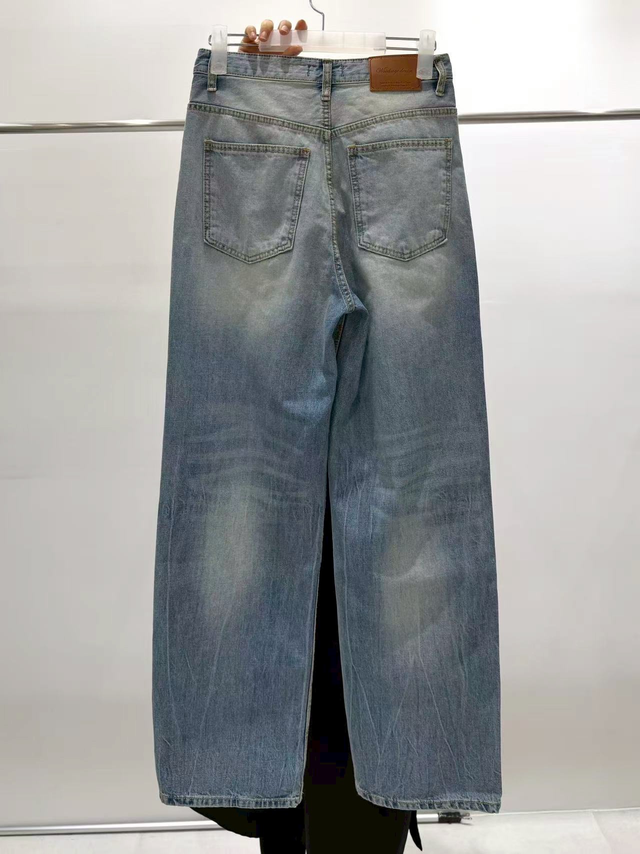 B01.質感家率性水洗牛仔褲