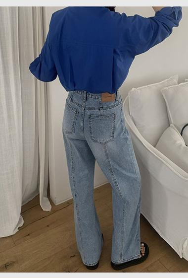 B62.小臉歐膩後中心車線牛仔褲