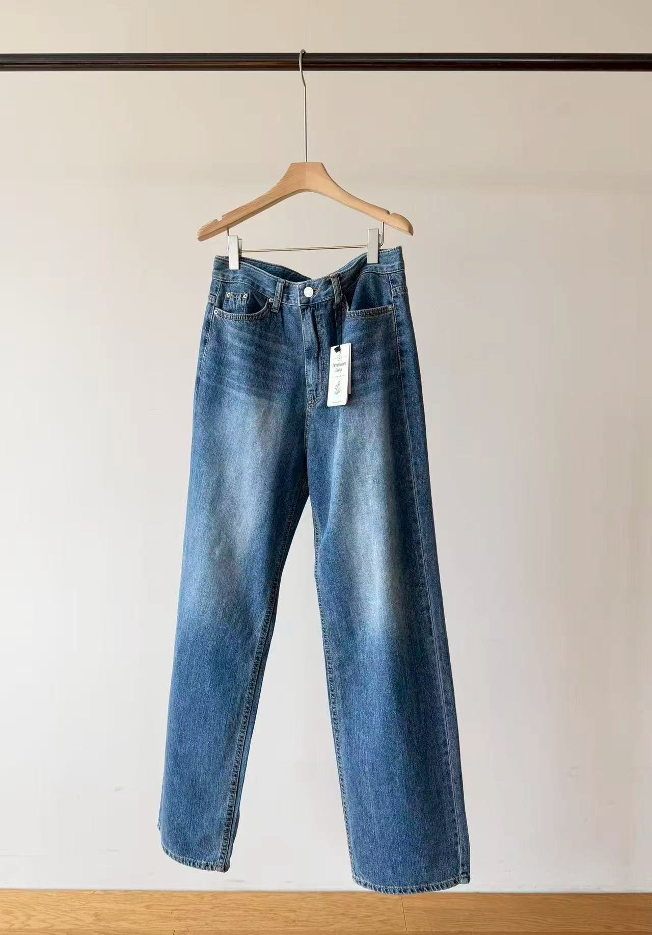 B89.瘦瘦歐膩率性刷色牛仔褲