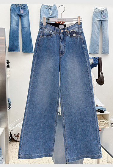 B111.時尚百搭水洗牛仔褲