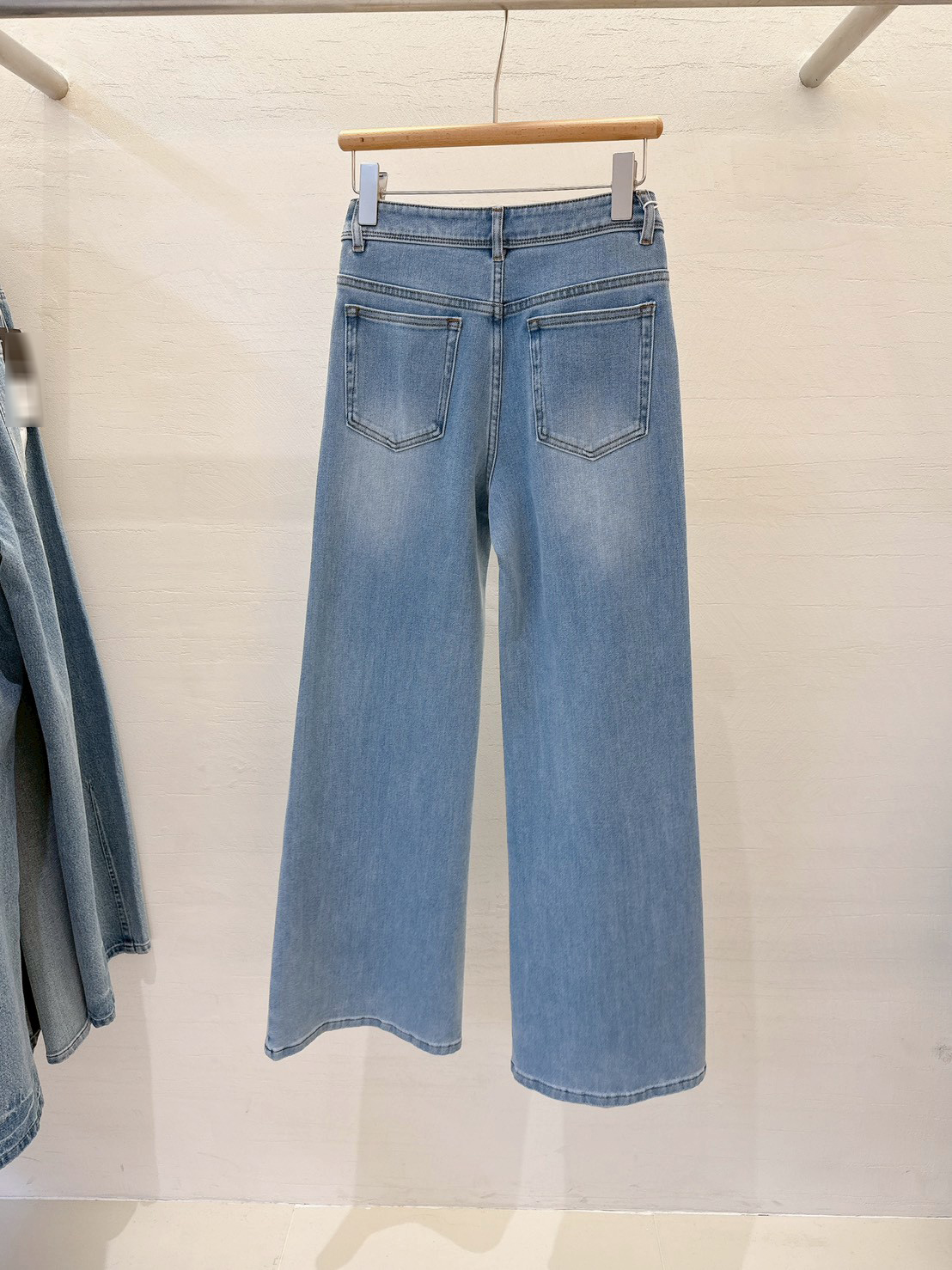 A01.顯瘦曲線闊腿喇叭褲