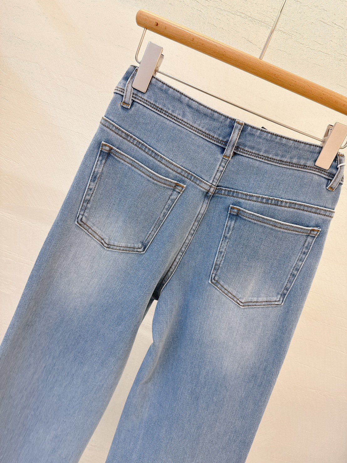 A01.顯瘦曲線闊腿喇叭褲