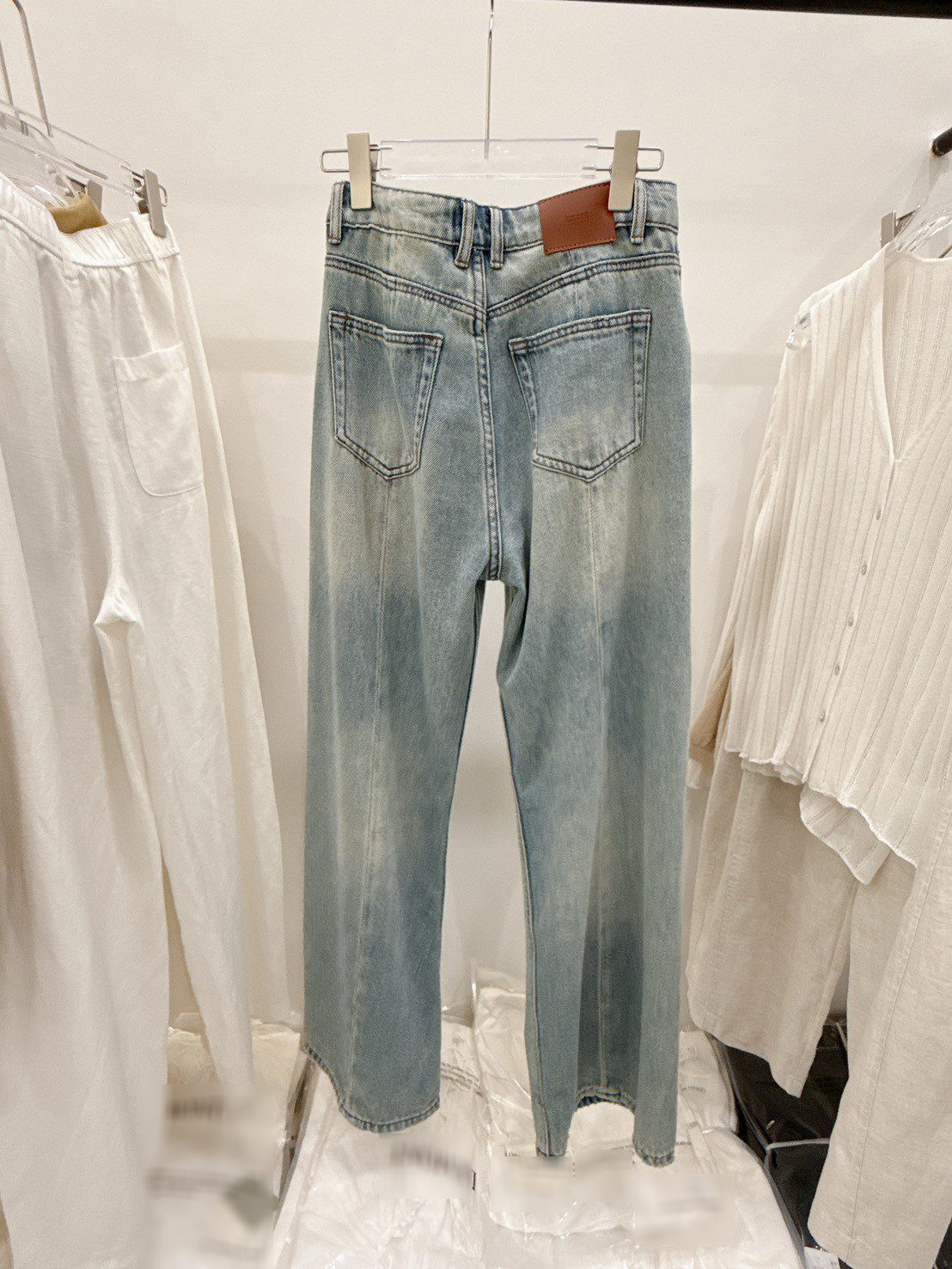 A16.復古洗色後中心牛仔褲