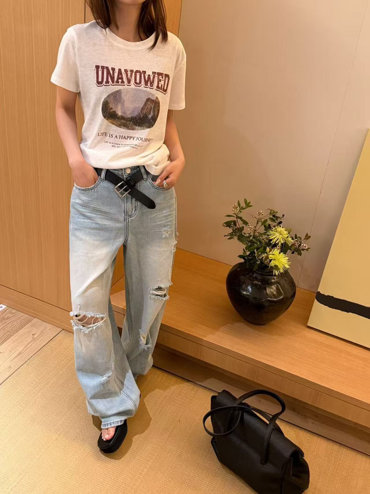 A10.破洞率性牛仔褲
