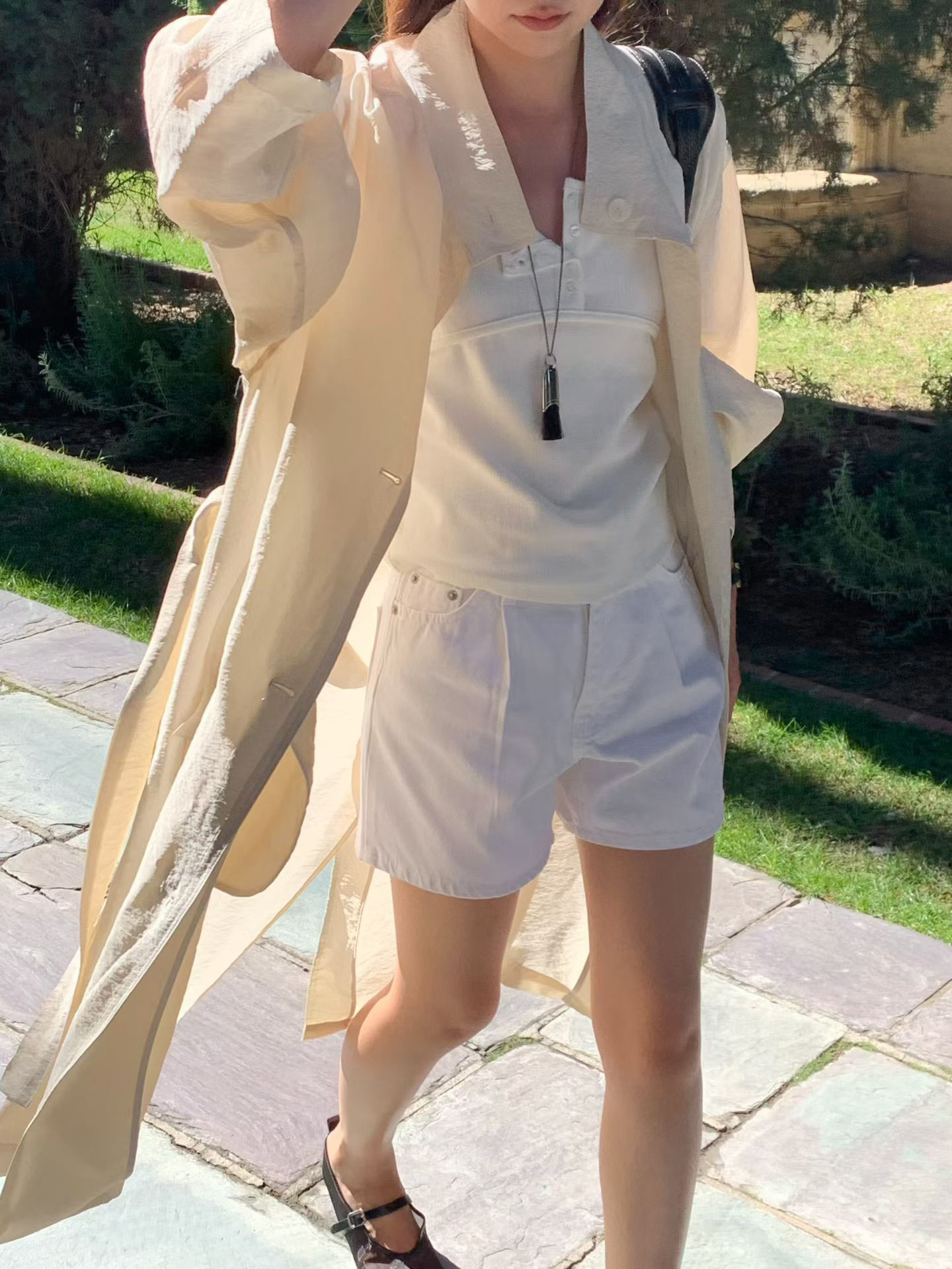 B13.大V家淺色清爽短褲