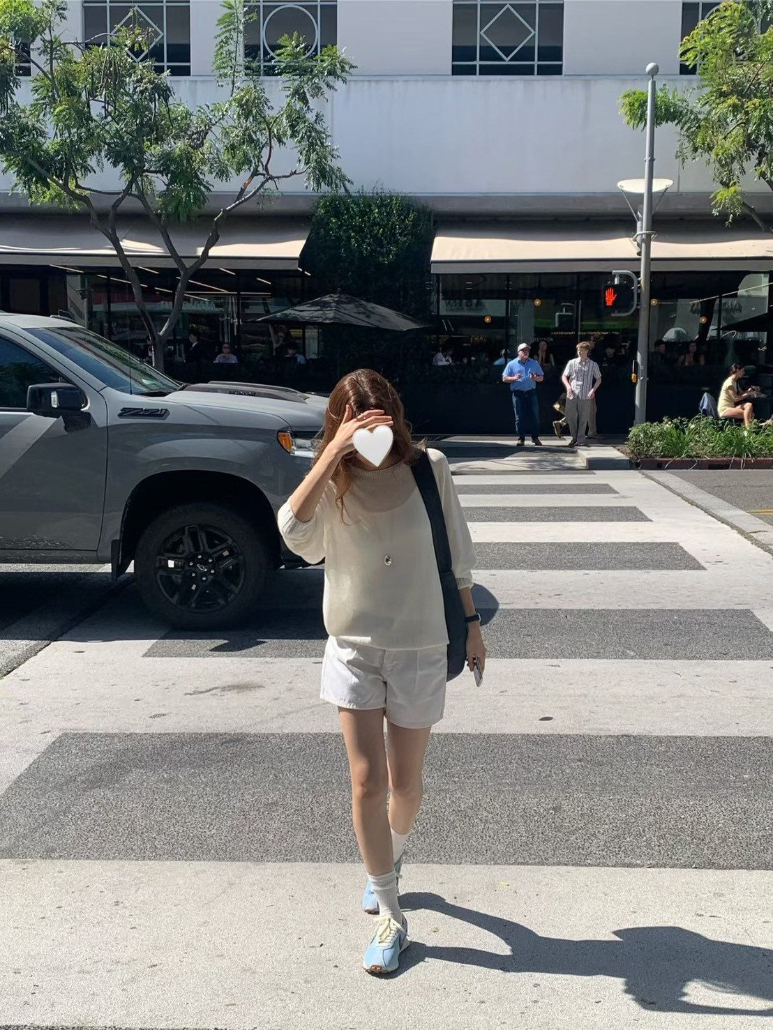 B13.大V家淺色清爽短褲