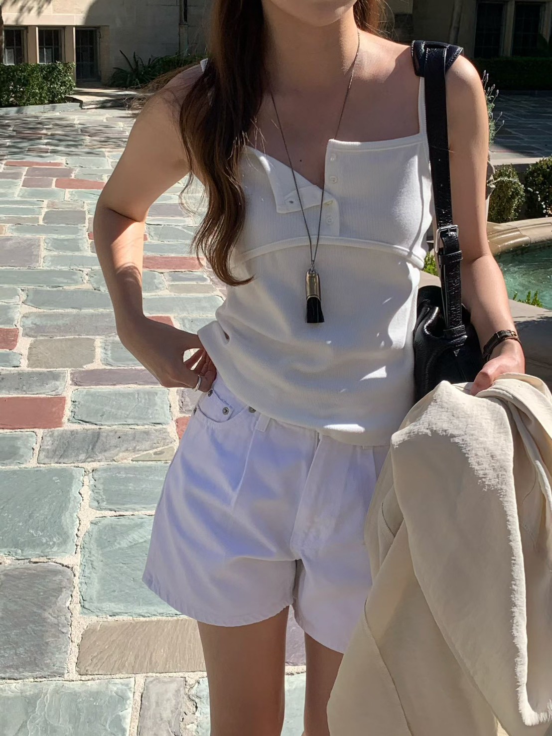 B13.大V家淺色清爽短褲