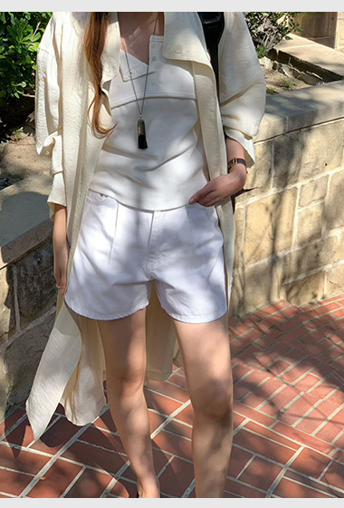 B13.大V家淺色清爽短褲