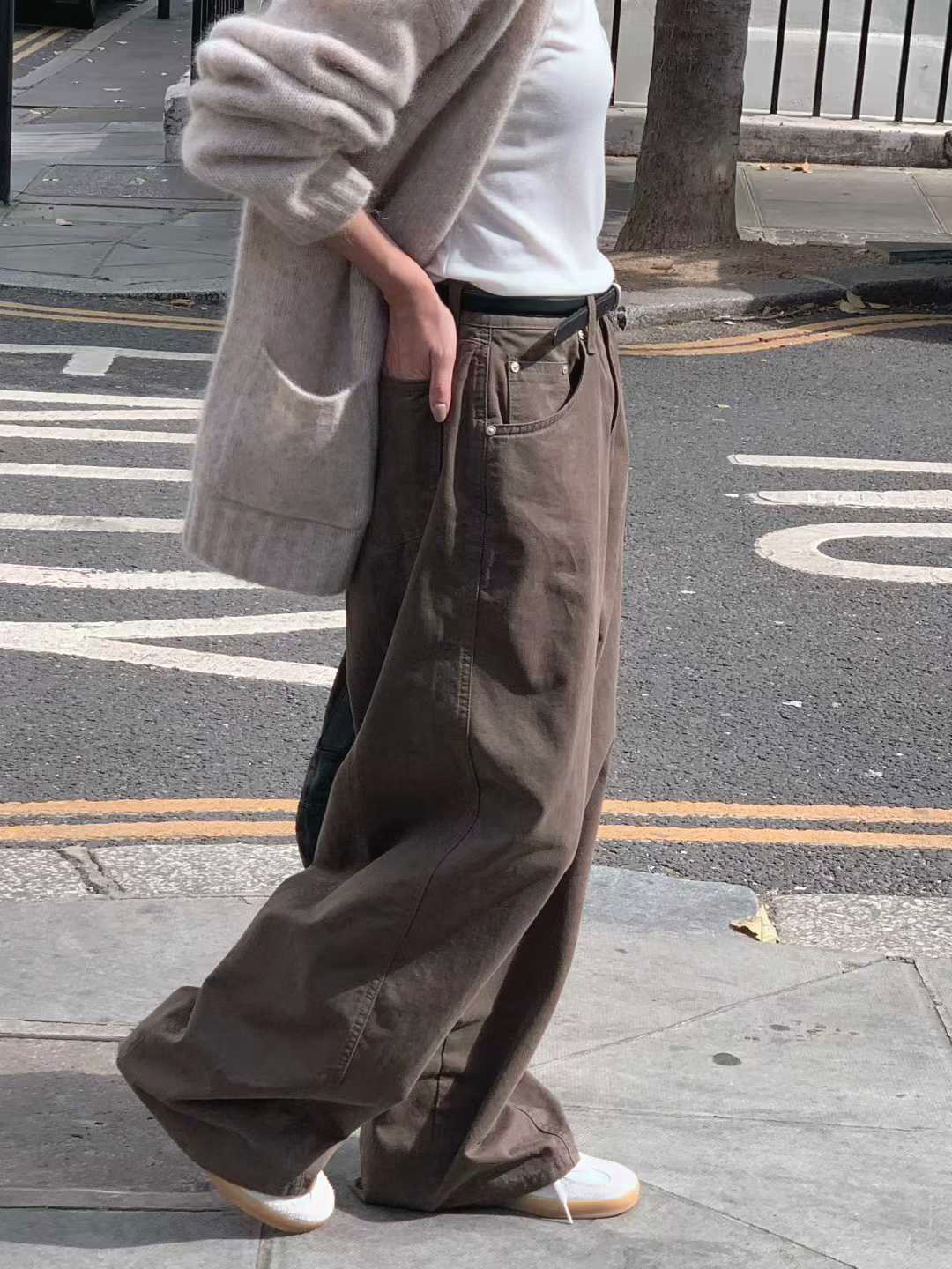小V家造型側剪接工裝休閒褲