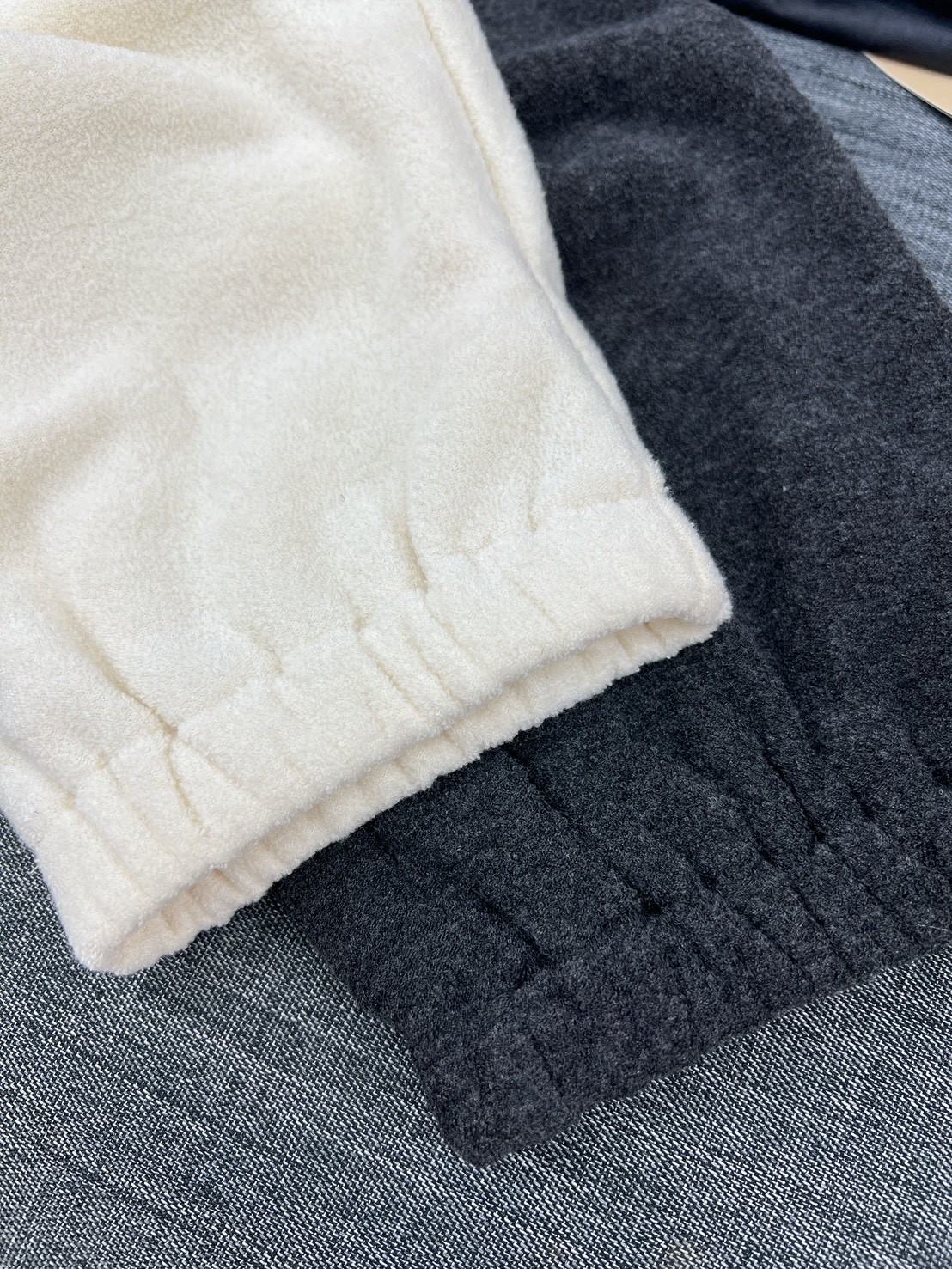 可愛圈圈紗內刷毛縮口褲