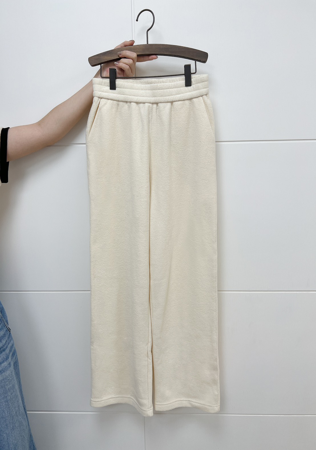 A111.可愛圈圈紗內刷毛落地寬褲