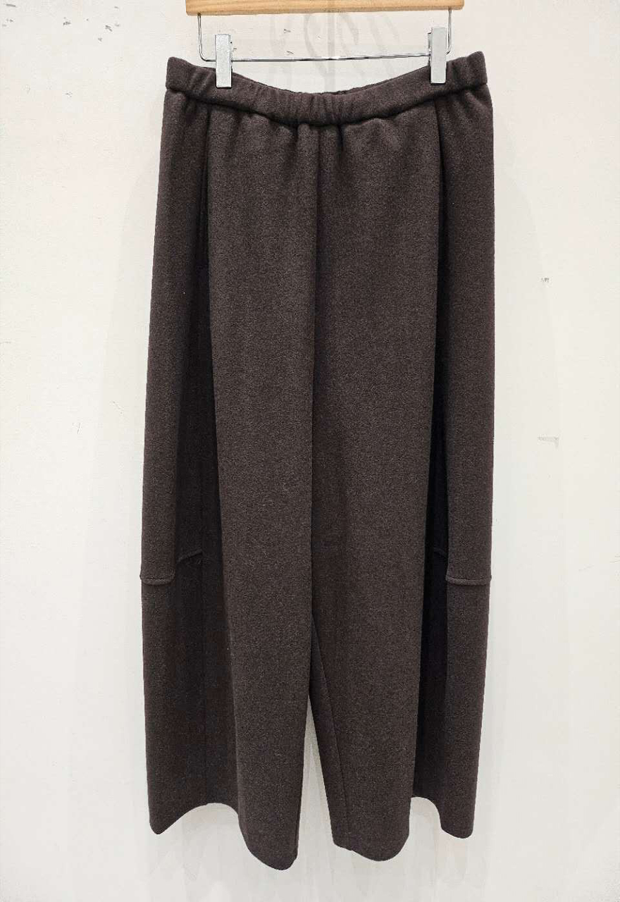B26.星星家羊毛混紡垂墜寬褲