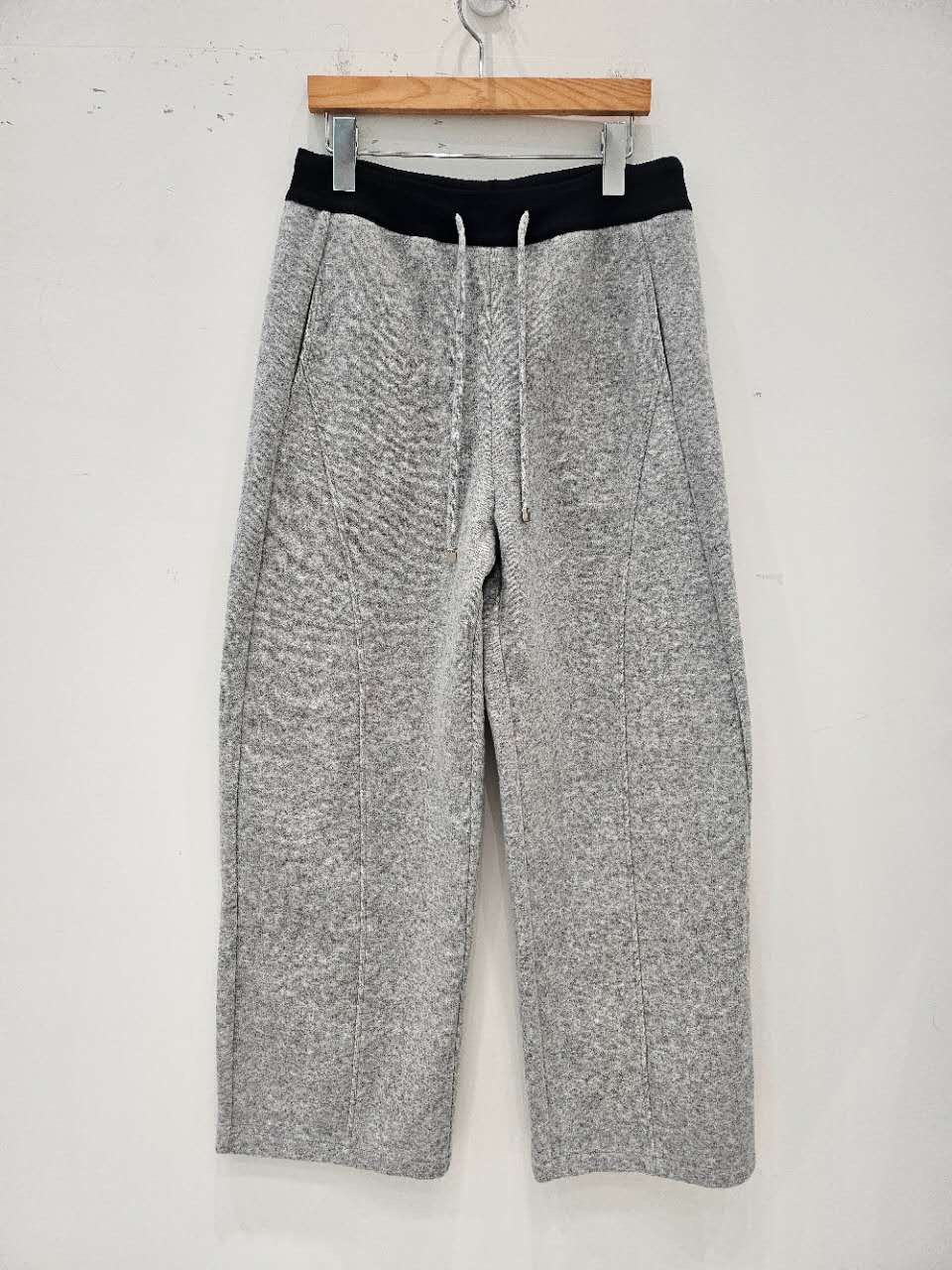 星星家拼接腰頭剪休閒寬褲