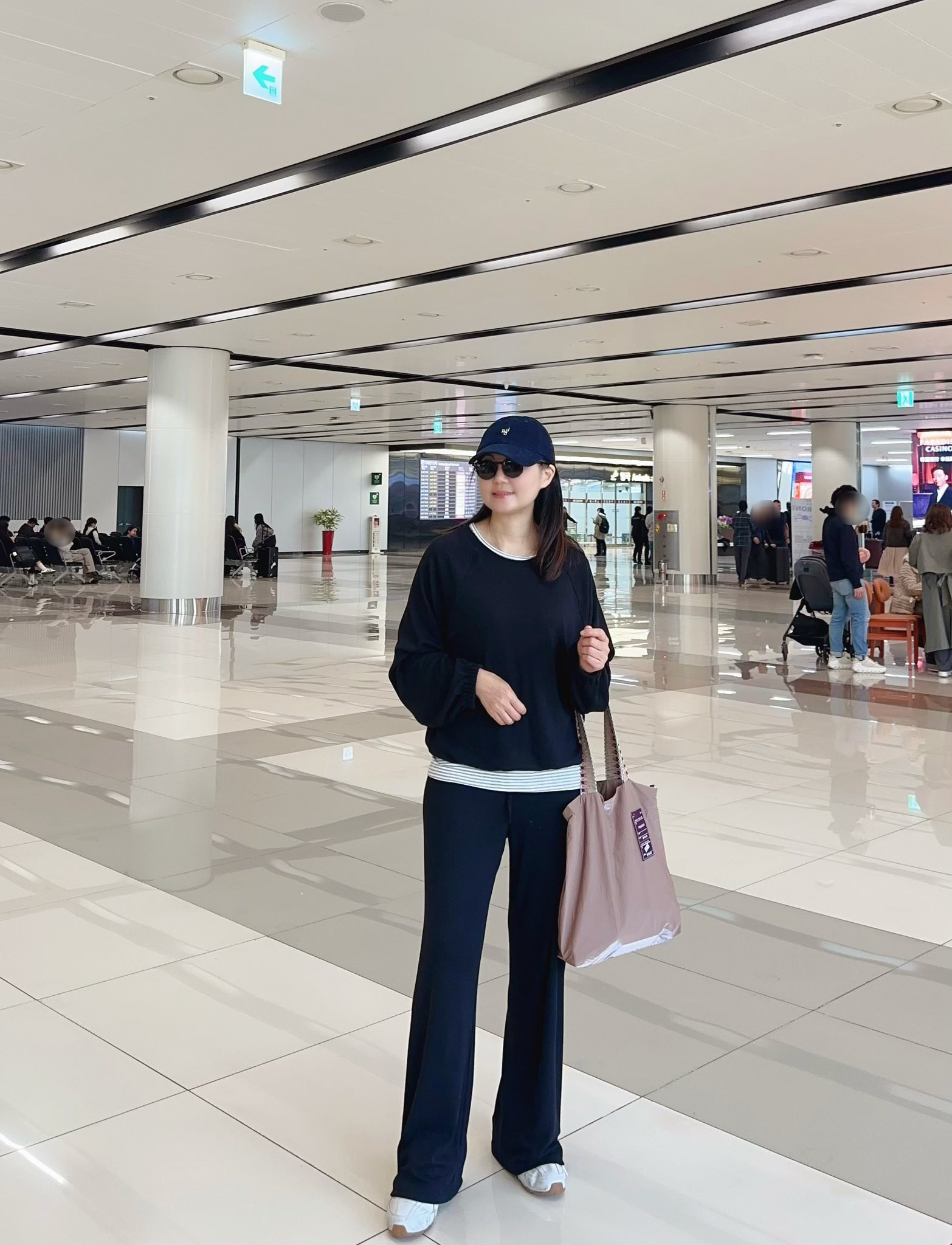 B114.灰階百搭磨毛彈性瘦瘦褲