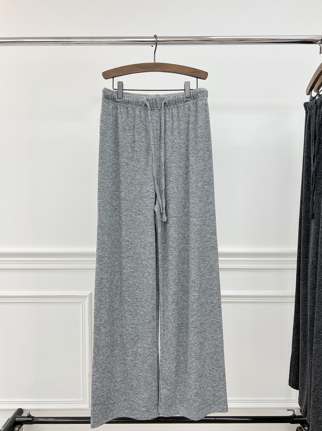 B114.灰階百搭磨毛彈性瘦瘦褲