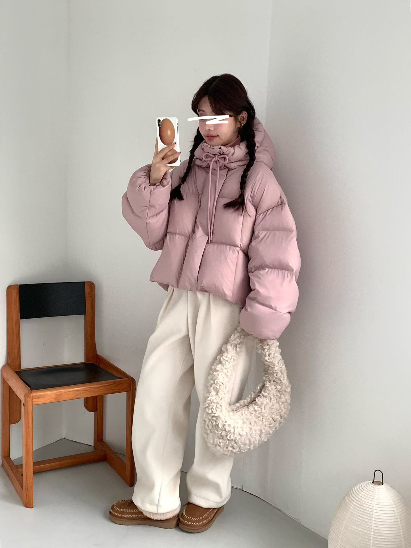 B05.前打褶褲口可束絨面休閒褲