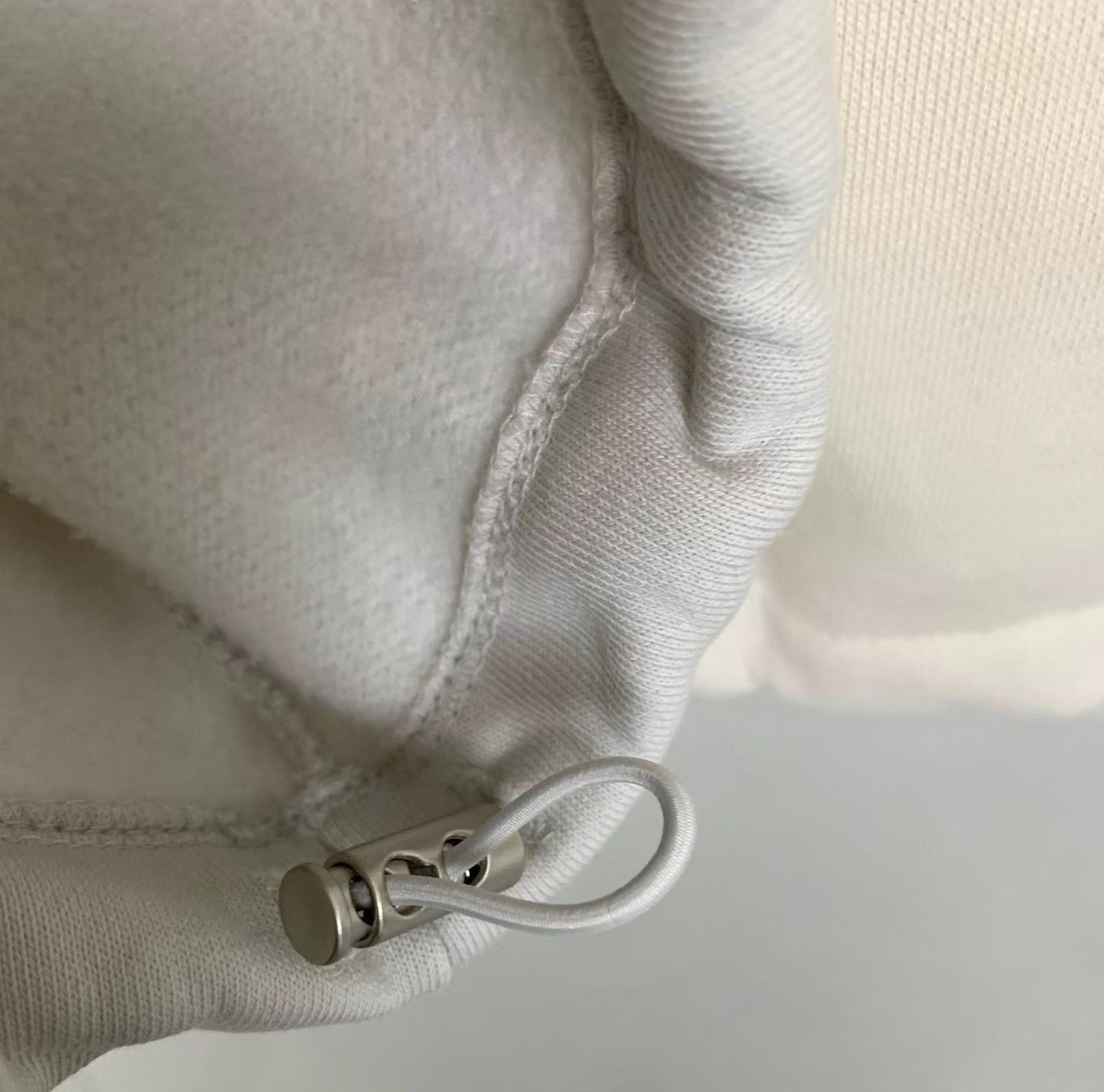 B04.前打褶褲口可束內刷毛棉質長褲