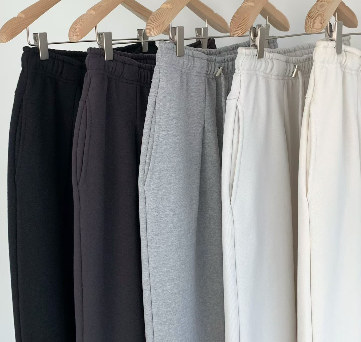 B04.前打褶褲口可束內刷毛棉質長褲