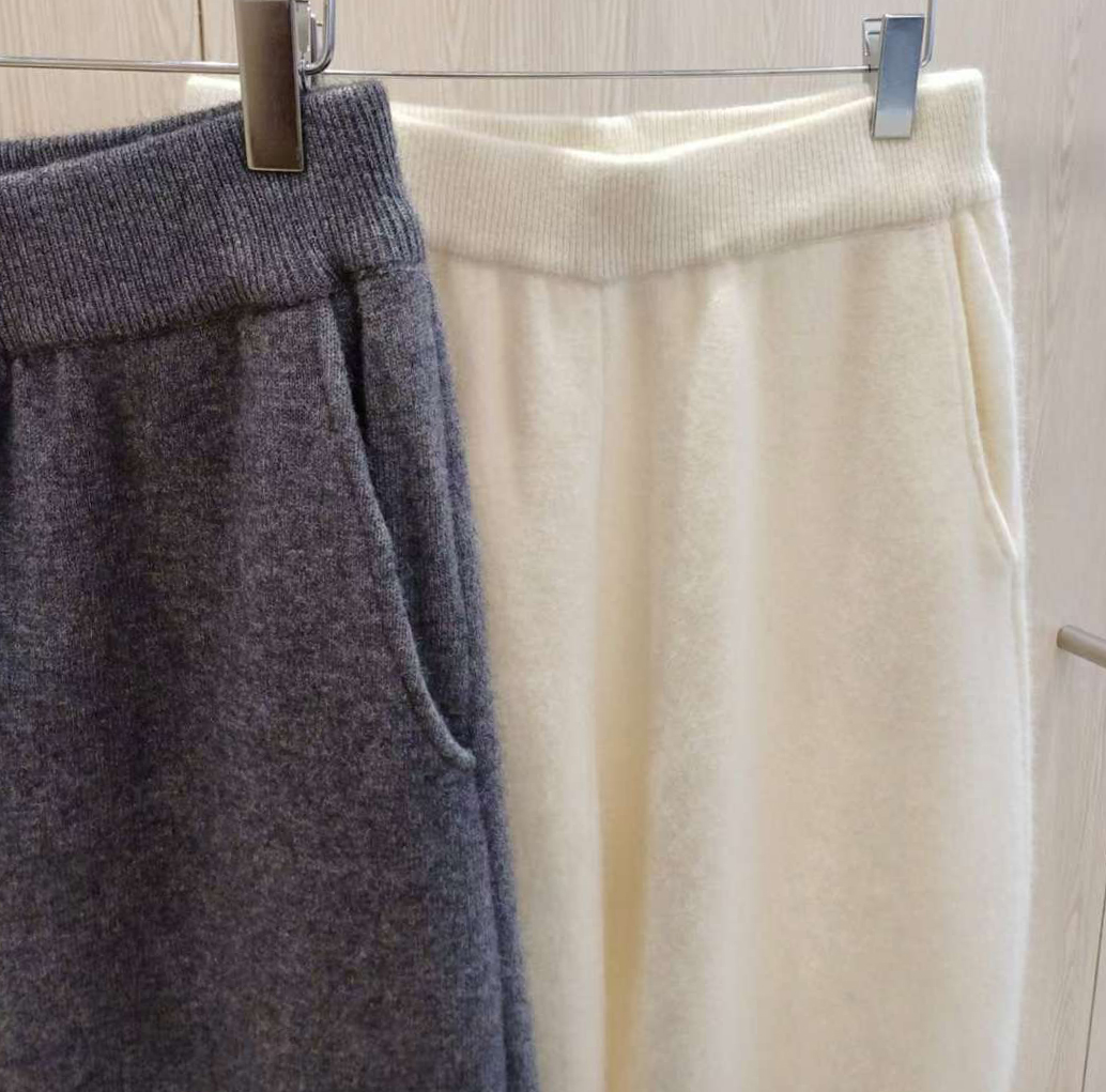 B61.可可家繭型保暖針織長褲