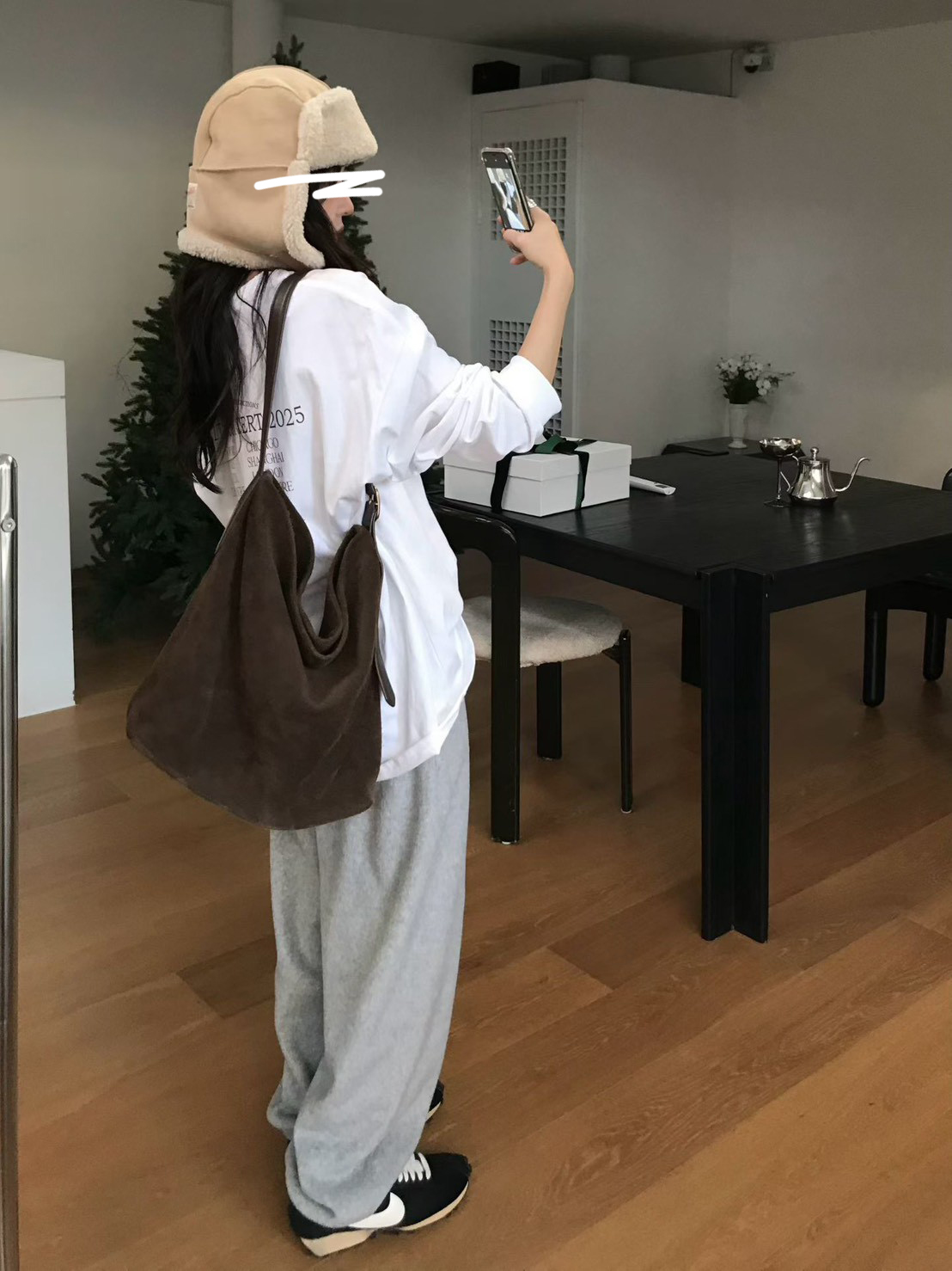 A06.小V家休閒縮口彈性針織褲