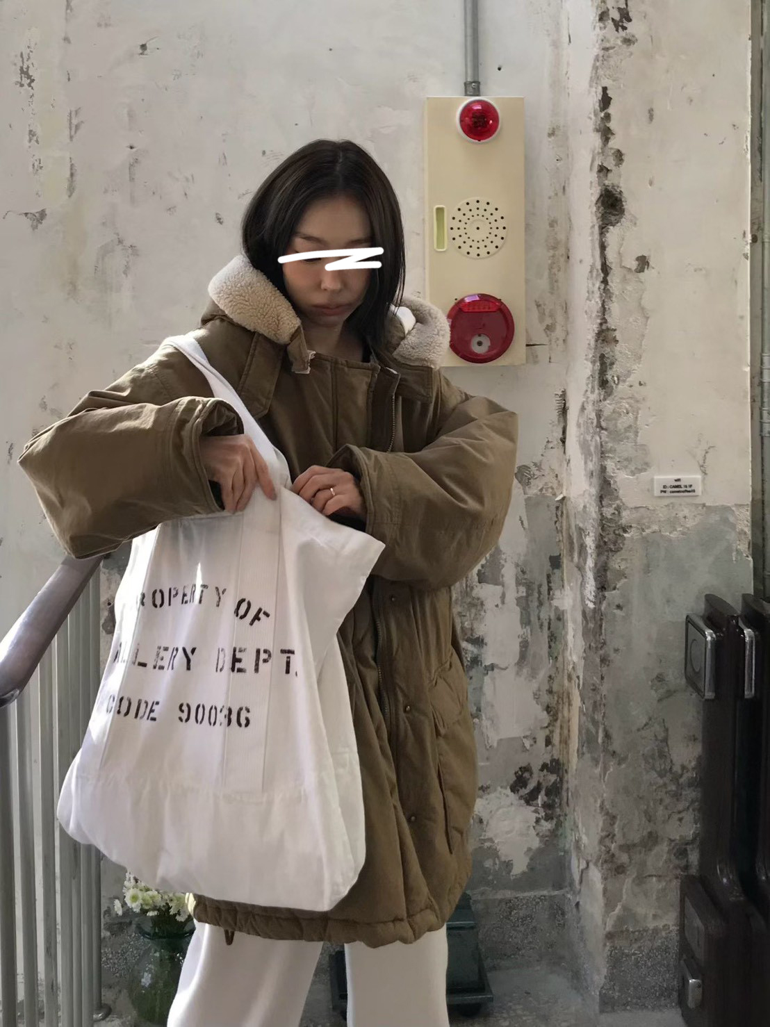 A13.小V家連帽毛毛滾邊鴨絨中長外套