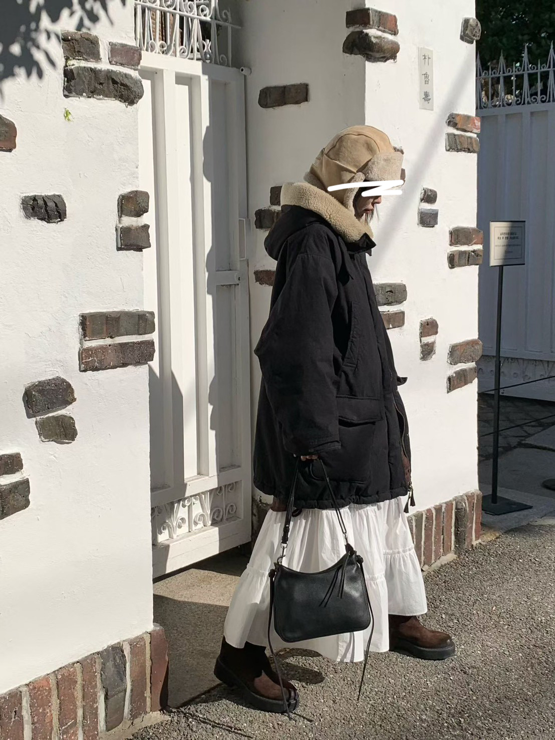 A13.小V家連帽毛毛滾邊鴨絨中長外套