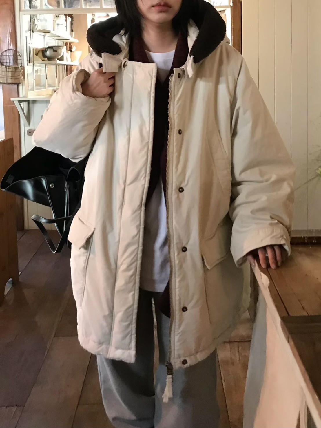 A13.小V家連帽毛毛滾邊鴨絨中長外套