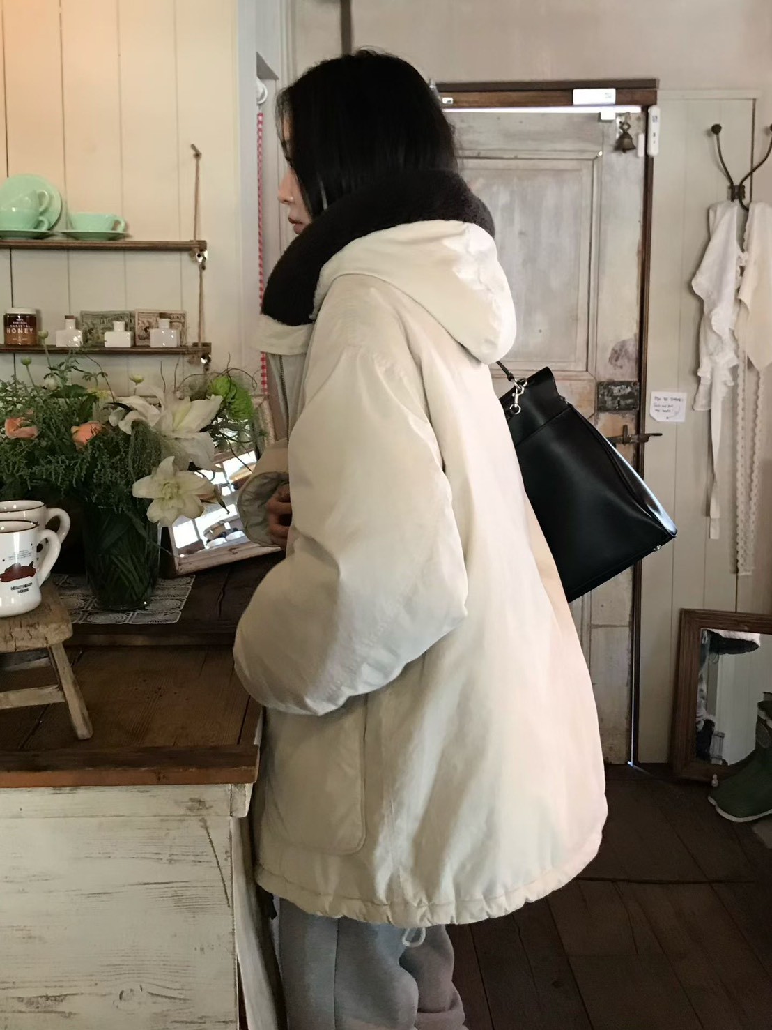 A13.小V家連帽毛毛滾邊鴨絨中長外套