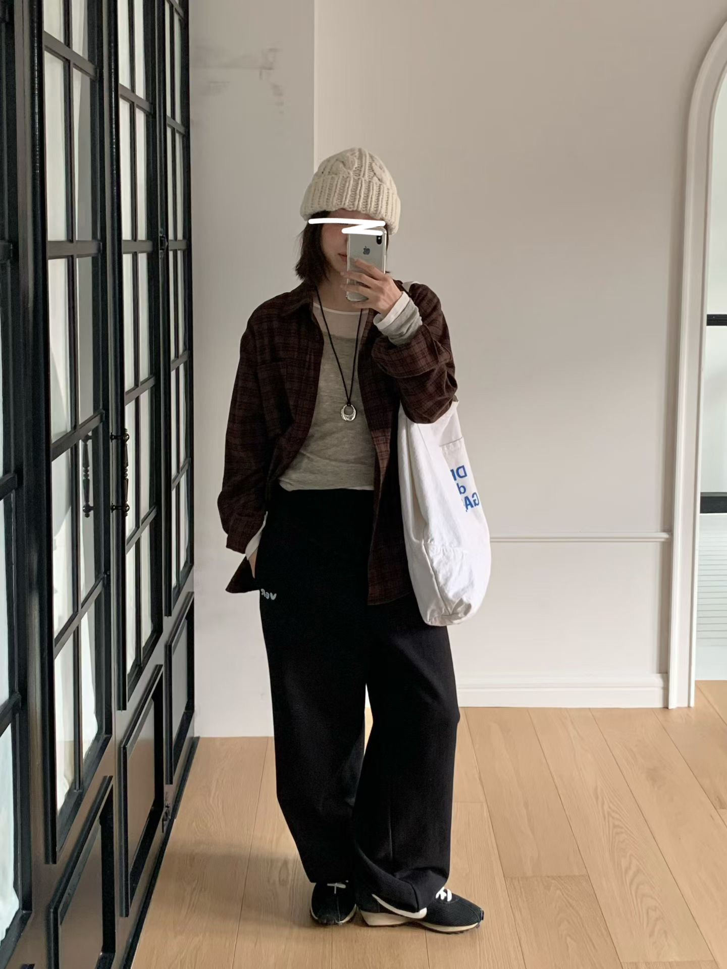 A02.小V家側邊小繡字舒適棉褲