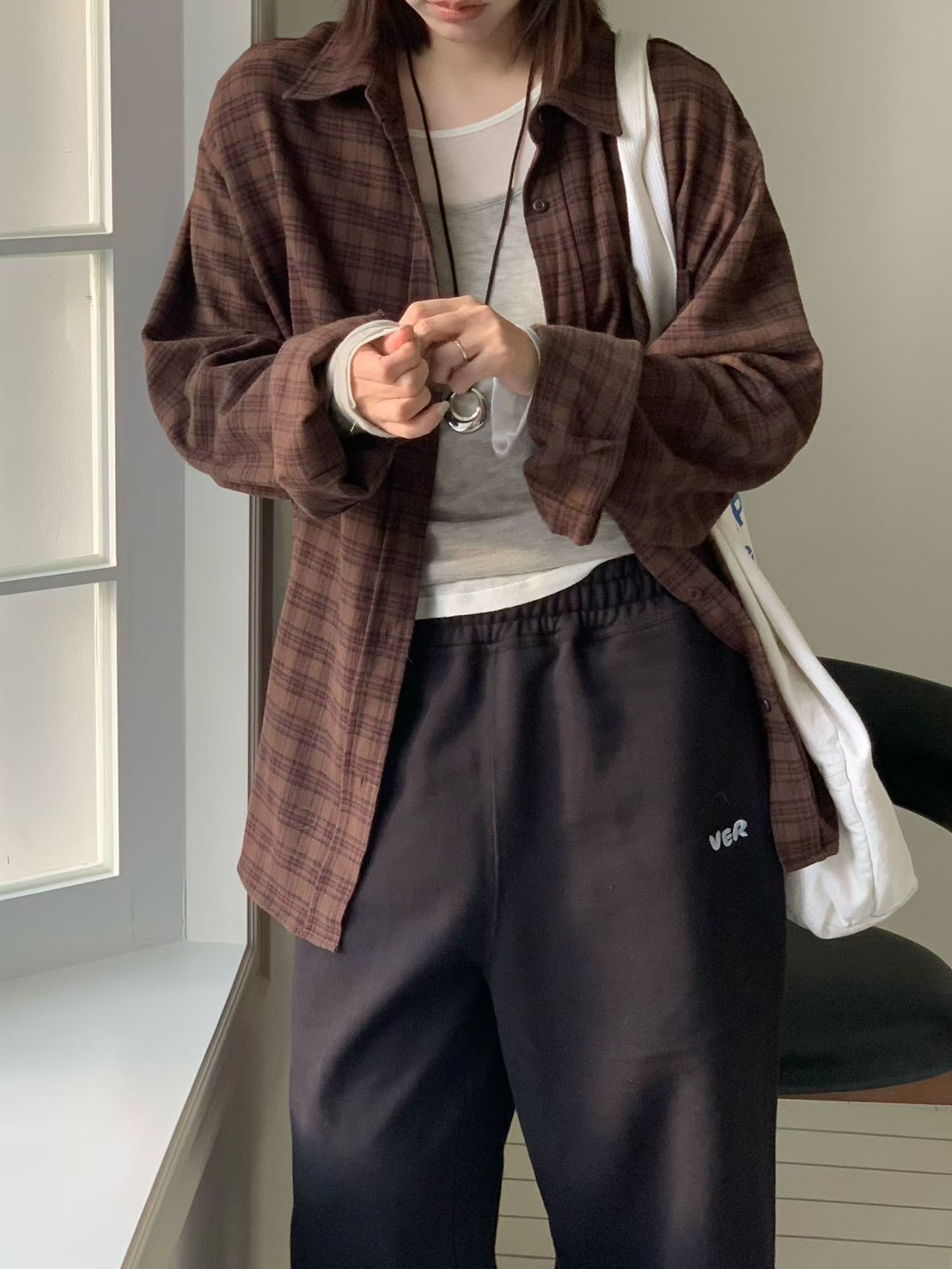 A02.小V家側邊小繡字舒適棉褲