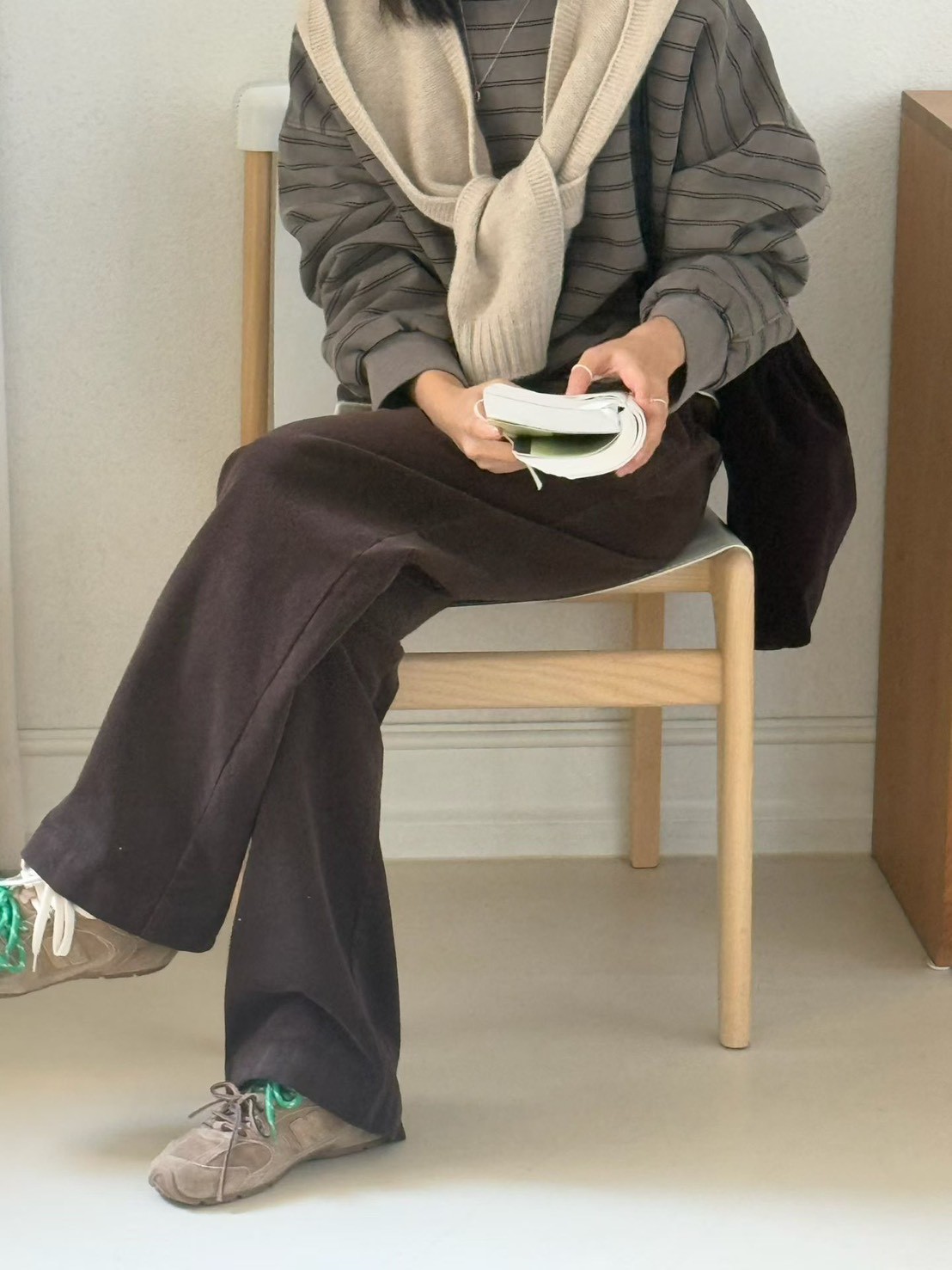 B09.藍莓可可彈性燈心絨長褲