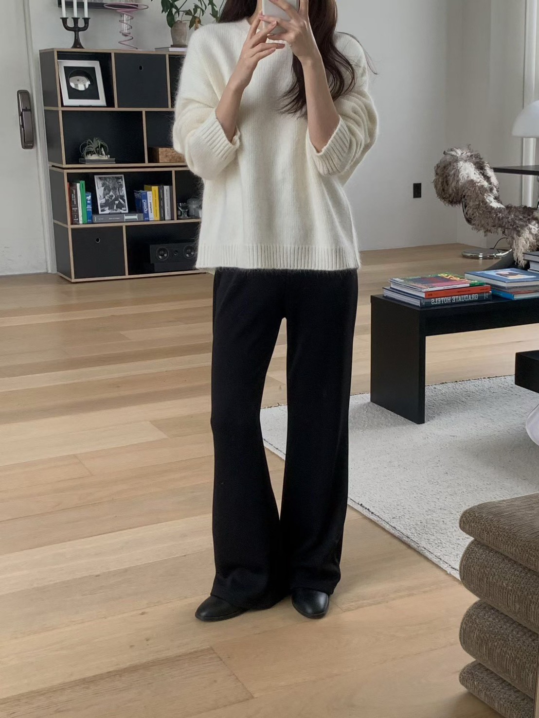 B48.完美灰階內絨毛喇叭褲