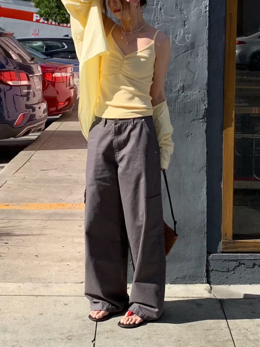 B62.造型單側大口袋休閒褲