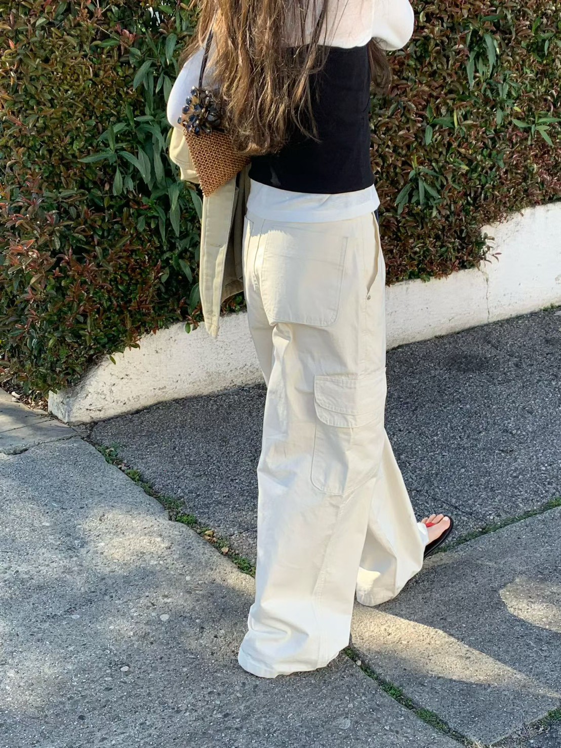 B62.造型單側大口袋休閒褲